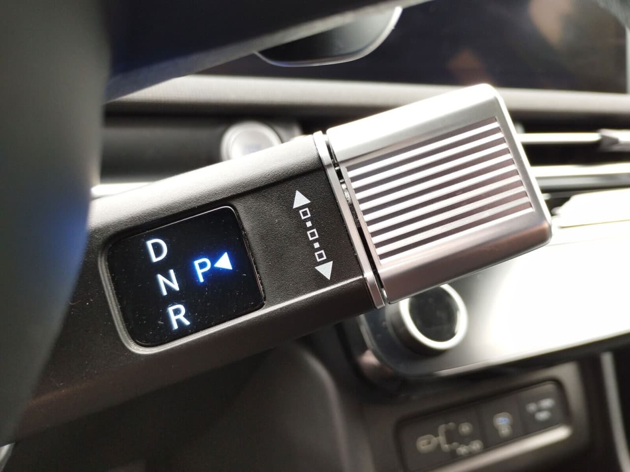 Hyundai Tucson - zdjęcie 14
